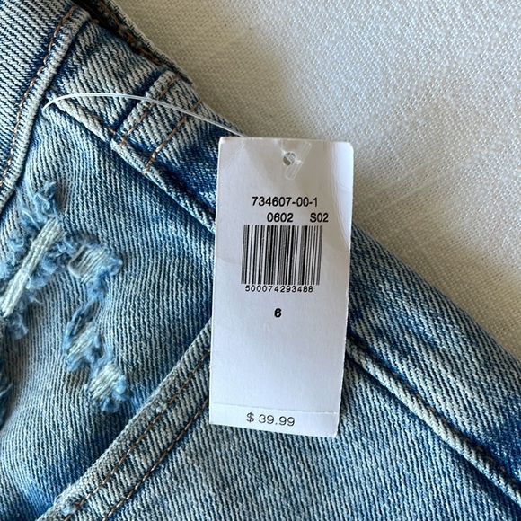 NWT Old Navy OG Straight Jeans - Size 6 - Picture 3 of 7